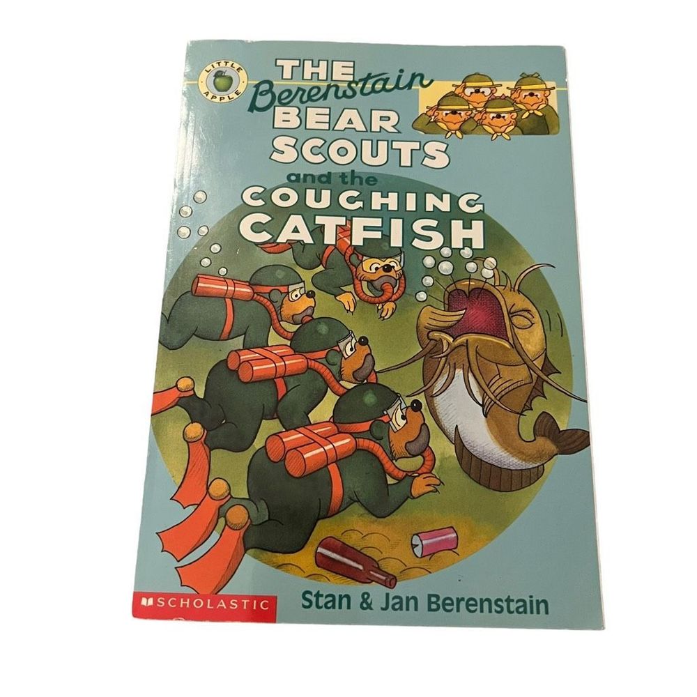The Berenstain Bear Scouts And The Coughing Catfish Scholastic PB Chapter Book